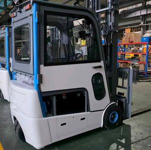 AVAILABLE IN STOCK Big on High Quality Lifts Excellent for <b>Material</b> <b>Handling</b> and Heavy Lifting Tasks diesel Forklift. - Product Image 3