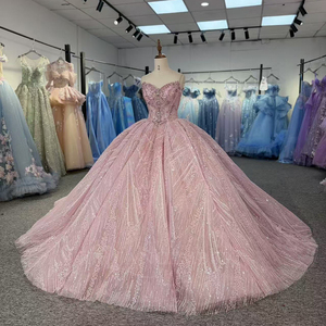 Vestido de Quinceañera con Apliques de Cuentas Brillantes y Cintura Natural, Modelo 1367, para Fiestas de Chicas de 15 Años - Product Image 2