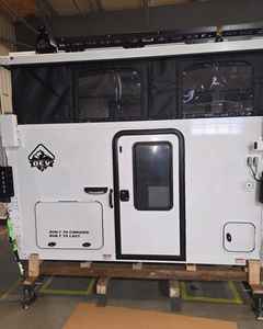 Autocaravana de Expedición Mediana 4x4 y Tienda de Campaña Emergente para Camioneta - Product Image 2