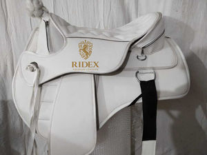 Sillín sin árboles sintético blanco de alta calidad estilo occidental con panel adicional, todos los tamaños disponibles a precio de fábrica. - Product Image 2