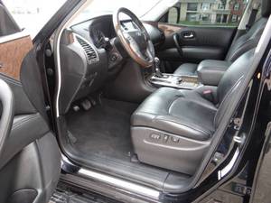 Auto usata Infiniti QX80 del 2015 a basso prezzo in vendita - Product Image 3