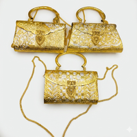 Pochette de soirée classique de luxe vintage, en métal doré gaufré, pour mariage et fête, avec bandoulière chaîne amovible, forme coquille