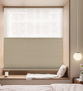 Maßgefertigte Elektrische <span class=keywords><strong>2</strong></span>-Zoll-Wabenplissees für Französische Fenster Horizontales Muster Modernes Design 100% Verdunkelungsstoff Schlicht - Product Image 3