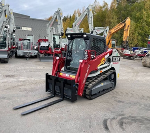 รถตักล้อยางขนาดเล็ก Takeuchi TL6R ปี 2025 คุณภาพดีที่สุด พร้อมปั๊มดีเซล เกียร์ แรงบิดสูง ยางรองรับน้ำหนักมาก - Product Image 1