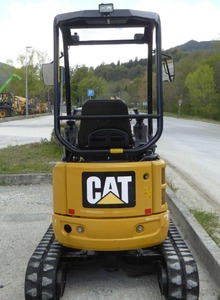 Meilleur prix sur occasion pour CAT 301.7 Excavator Mini 2-Ton Cat avec composants centraux en bon état Moteur incliné et à vendre - Product Image 3