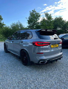 BMW X5 M-Sport 2019 Usado de Alta Calificación, Caja de Cambios Automática, Interior Oscuro, Asientos de Cuero, Neumáticos R17, Volante a la Izquierda - Product Image 3