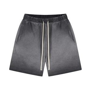 Shorts de sport unisexes de qualité supérieure, personnalisés, pour l'été, en coton lourd 100%, streetwear vintage, délavés à l'acide, effet soleil - Product Image 1