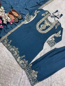 Dernier créateur Heavy Chinnon Silk Embroidery Sequence Work Sharara Suit Salwar Kameez pour les fêtes - Product Image 5