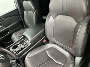 Toyota H-Pilot Black Edition 2025 Gris (Metalizado Acero Moderno) Usado en Excelentes Condiciones, Precio Accesible, Tracción Total, 285 hp, Motor V6 de 3.5L, Asientos de Cuero - Product Image 3