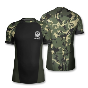 Rashguard เสื้อยืดแขนสั้นพิมพ์ลายซับลิเมตยืดหยุ่นสูงน้ำหนักเบาใส่สบายเหมาะสำหรับการสั่งซื้อจำนวนมาก - Product Image 1