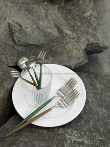 Juego de cubiertos de cuchara de tenedor plateado de acero inoxidable de 3 piezas de calidad superior 18/10 utensilios de mesa - Product Image 3
