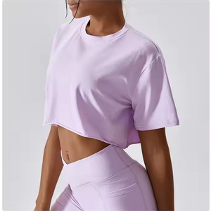 เสื้อครอปแขนสั้นสำหรับผู้หญิงเสื้อยืดกีฬาทรงหลวมสำหรับใส่เล่นโยคะฝึกเข้ายิมสั่งทำโลโก้ได้ตามต้องการ - Product Image 5