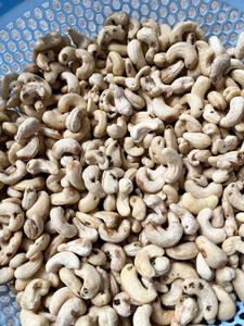 Nuevo Cosecha 2025, Nuez de Anacardo Orgánica, Marca Premium AGRIKIM, Fábrica Certificada ISO 22000, Venta al por Mayor, Vietnam, Procesamiento en Crudo SK, a Granel - Product Image 2