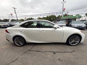 Lexus IS 250 Luxury d'occasion à bas prix, modèle 2014, à vendre - Product Image 5