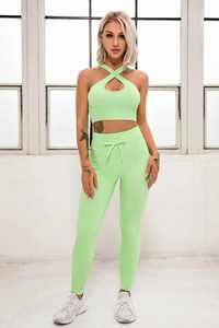 Ensemble de vêtements de yoga pour femmes personnalisé en 2 pièces, côtelé, respirant, extensible, tenue de sport pour la salle de sport, leggings de yoga sans couture à taille haute, soutien-gorge de sport - Product Image 3