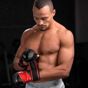 Customized Premium Cowhide Leather <b>Boxing</b> <b>Gloves</b> Stylish Latest Design Durable Comfortable Sizes 8oz 12oz for <b>Martial</b> <b>Arts</b> - Product Image 4