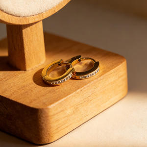 Pendientes de Aro de Acero Inoxidable para Mujer, con Zirconia, Estilo Vintage, Color Oro 18K y Plata, Joyería Elegante - Product Image 6