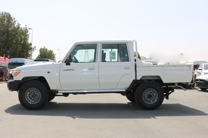 Neuf/Occasion 2024 pour ISER LC79 4.5L <4L Euro IV Double Cabine 4x4 Diesel Automatique Sièges en Cuir Gauche Foncé - Product Image 3