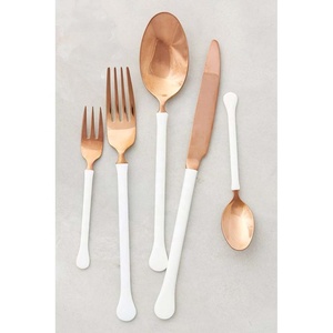 Nouvel ensemble de couverts en acier inoxydable plaqué or rose de haute qualité avec un design moderne pour restaurant, mariage, maison, hôtel - Product Image 1