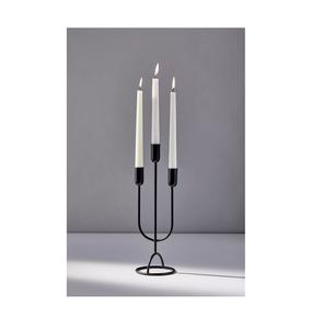 Candelabro Triple de Metal de Diseño Moderno con Acabado Elegante, Perfecto para Oficinas, Hoteles, Restaurantes y Decoración de Eventos - Product Image 1