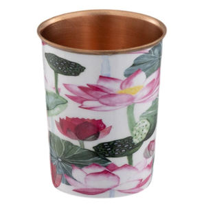 Qualité d'exportation de conteneur d'eau en cuivre pur fabriqué à la main indien avec 2 bouteilles d'eau potable en cuivre de conception imprimée en émail de verre - Product Image 5