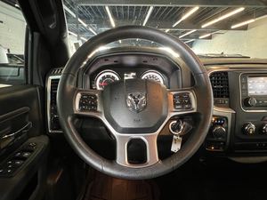 Camionnette Pick-up Classique Warlock Granite 2024 1500 - Product Image 2