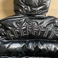 Blouson matelassé noir à capuche pour homme, chaud et épais, en PU enduit, avec fermeture éclair, couleur unie, vêtement d'extérieur décontracté pour homme