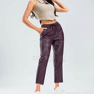 2025 femmes de haute qualité à la mode en cuir pantalon couleur unie Durable mi-taille plat avant Style hiver Collection en vente - Product Image 3