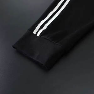 กางเกงออกกำลังกายผู้ชายขายาว เลกกิ้งชั้นใน ซับเหงื่อ ระบายอากาศ สำหรับฟิตเนส วิ่ง และเล่นกีฬา - Product Image 5