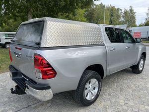 2018 para Toyota Hilux GCC AWD usado con asientos de cuero ligero R20 neumáticos ACC Control de crucero Euro6 emisión dirección izquierda - Product Image 2