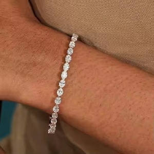 สร้อยข้อมือเทนนิสคุณภาพสูงสร้อยข้อมือเพชรเจ้าสาวเชื่อมกับ VVS ชุบเงิน18K ของขวัญทองคำขาวสำหรับผู้หญิง - Product Image 1