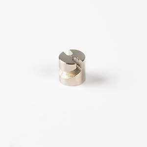 Magnete con gancio integrato Ø16x16mm - Product Image 1