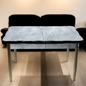 Table à manger moderne conçue pour le style et le confort, parfaite pour les réunions de famille, les dîners et les repas de tous les jours - Product Image 1