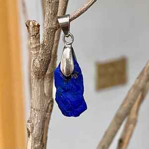 สร้อยคอจี้ Azurite 10กะรัตเครื่องประดับหินธรรมชาติสร้อยคอพลอยสีน้ำเงินทำด้วยมือเงินอัฟกานิสถาน - Product Image 1