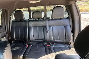 FORD F-150 SVT RAPTOR À VENDRE - TOUTES OPTIONS - TITRE PROPRE - UTILISÉ SOIGNEUSEMENT - PRÊT À ÊTRE EXPÉDIÉ - LIVRAISON PORTE À PORTE - Product Image 4