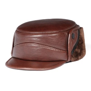 Gorro de bombardero grueso de piel sintética de vaca auténtica para hombre, gorro cálido de invierno para papá, ropa informal para exteriores, Gorras al por mayor - Product Image 1