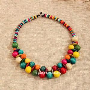 Gargantilla de cuentas de madera multicolor de 2 capas hecha a mano, collar de estilo bohemio, joyería Tribal ligera para mujeres y niñas - Product Image 2