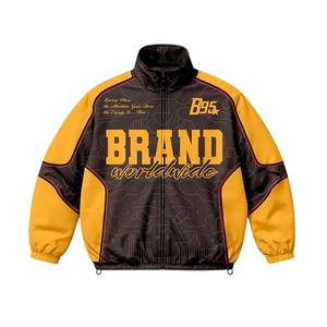 Conjunto Deportivo Casual Personalizado para Hombre, Chaqueta Cortavientos 100% Poliéster, Corte Regular, con Franjas Reflectantes y Patrón Sólido - Product Image 4