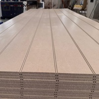 Revêtement en fibrociment à rainures en V décoratives de 9 mm approuvé UKCA, longueur 2440 mm, panneaux muraux extérieurs en VJ pour la construction au Royaume-Uni