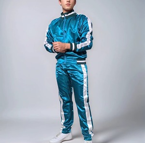 Conjunto Deportivo de Felpa Francesa Personalizado 100% Algodón para Hombre, Sudadera con Capucha Antibacteriana de Alta Calidad y Pantalones Deportivos Holgados - Product Image 1