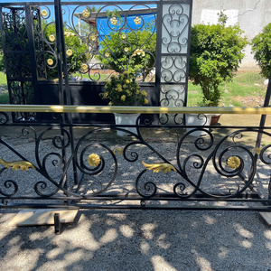 Mejore su hogar con elegantes rieles de escalera hechos a mano, piezas de escalera de hierro que combinan fuerza, elegancia y atractivo decorativo moderno - Product Image 6