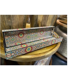 Bandeja de comida para servir de madera de nogal marrón rústica al por mayor con asas gran oferta incrustaciones de hueso MOQ 20 piezas - Product Image 6