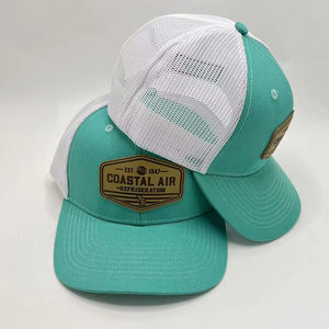 Casquette classique personnalisée ajustable à 6 panneaux Casquette de camionneur rayée en tissu maillé en cuir avec logo en toile/jersey Casquette d'été unisexe pour adulte - Product Image 5