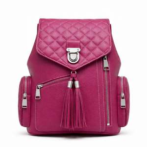 Sac à dos pour femme en cuir PU matelassé de luxe avec décoration en pompon, plusieurs poches zippées et bretelles réglables pour un usage quotidien - Product Image 1