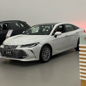 Nouvelle voiture Toyota Avalon modèle 2024, édition luxe 2.0L, berline 5 places, essence, automatique, caméra de recul R18 - Product Image 3