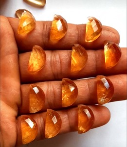 ในห้องทดลองสร้างพลอยโปแลนด์และทรงกลมแกะสลักอัญมณีสีเหลืองอำพันสำหรับเครื่องประดับที่ไม่ซ้ำกัน - Product Image 3