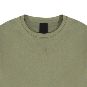 เสื้อสเวตเชิ้ตคอกลมสีเขียวมะกอกสำหรับผู้ชาย ทรงปกติ สวมใส่สบาย ผ้าถัก สีพื้น ใส่ได้ในฤดูใบไม้ร่วง ผลิตจากผ้าฝ้าย 100% ระบายอากาศได้ดี - Product Image 3