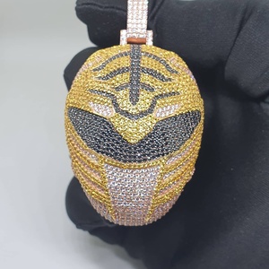 Bijoux Hip Hop de luxe pour hommes et femmes Pendentif en diamant Moissanite personnalisable avec placage de qualité supérieure Pendentif ou breloque à la mode - Product Image 2
