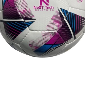 Tech Industries Ballon d'entraînement de football Matériau PU à des fins d'entraînement avec un design personnalisé et un logo personnalisé - Product Image 5