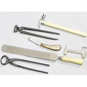 Kit d'équipement de maréchal-ferrant professionnel de haute qualité sur mesure de 7 pièces Kit d'outils de maréchal-ferrant de meilleure qualité 2024 - Product Image 1